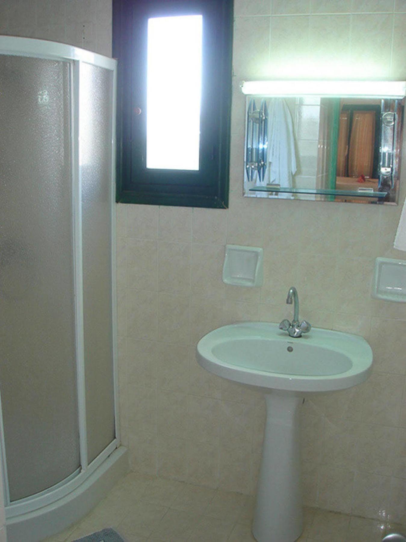 Finiki View Hotel Apartments Екстериор снимка