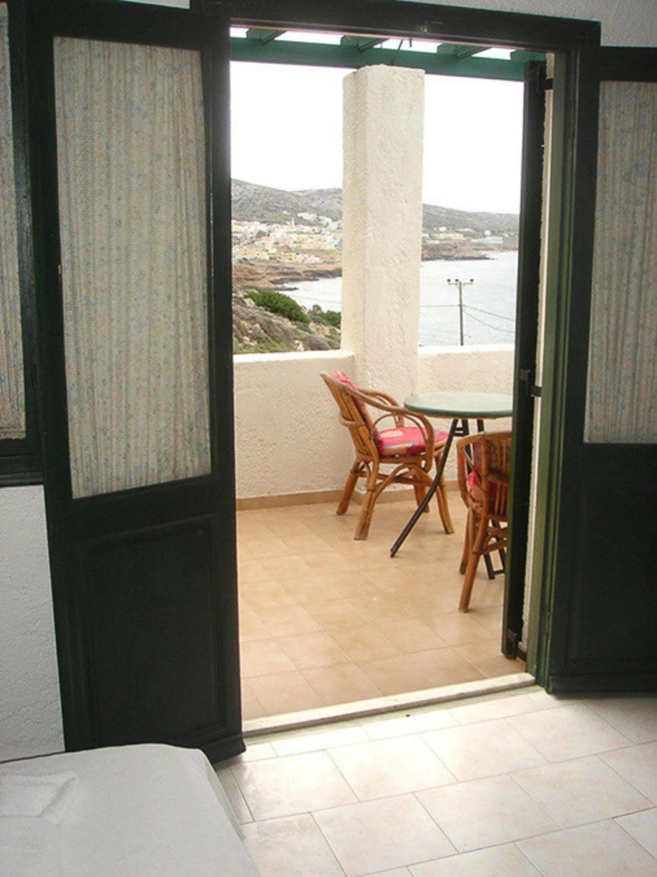 Finiki View Hotel Apartments Екстериор снимка